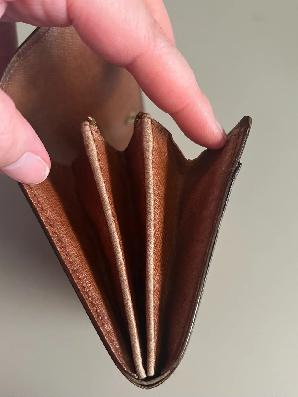Louis Vuitton Monogram Sarah Wallet